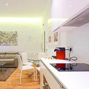 Prado Suite
